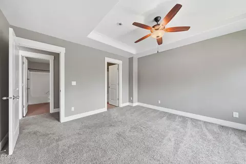 Bedroom - 1055 SE Leonel Ln, Bend, OR 97702 photo 3 of 7