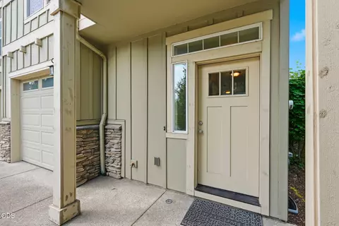 Other - 1055 SE Leonel Ln, Bend, OR 97702 photo 1 of 11