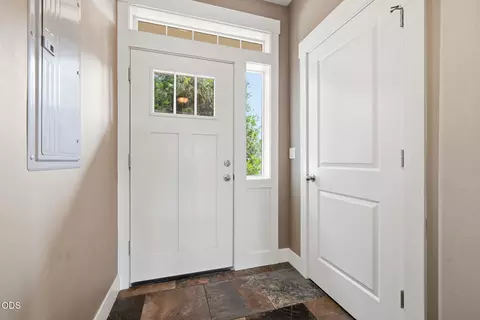 Entry Way - 1055 SE Leonel Ln, Bend, OR 97702 photo 1 of 1