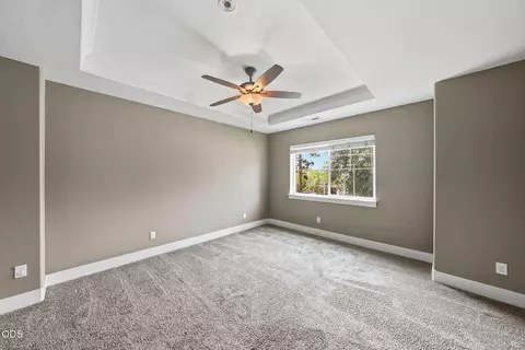 Bedroom - 1055 SE Leonel Ln, Bend, OR 97702 photo 2 of 7
