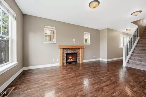 Living - 1055 SE Leonel Ln, Bend, OR 97702 photo 1 of 9