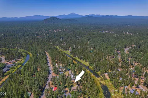 17170 Island Loop Way, Bend, OR 97707 photo 23