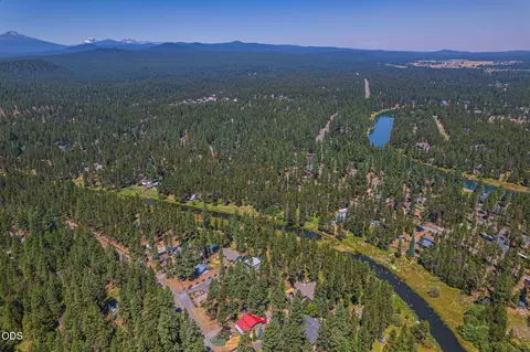 17170 Island Loop Way, Bend, OR 97707 photo 24