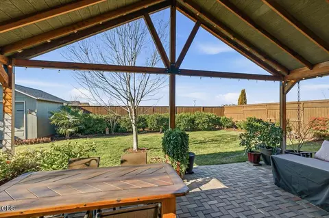 3229 Pecan Ct, Medford, OR 97504