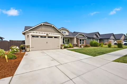 4471 SW Majestic Ave, Redmond, OR 97756