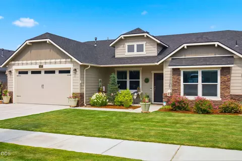 4471 SW Majestic Ave, Redmond, OR 97756