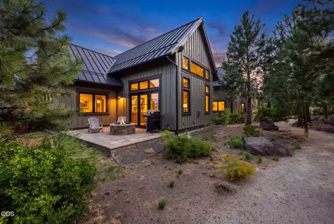 19374 Bonney Ln, Bend, OR 97702