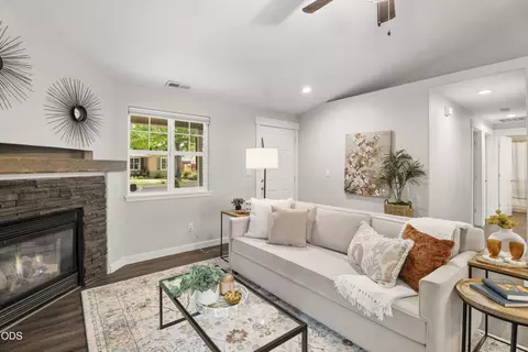 Other - 20618 Daisy Ln, Bend, OR 97702 photo 2 of 11