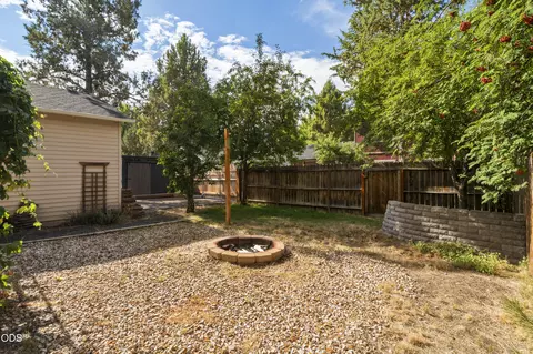 Exterior - 20618 Daisy Ln, Bend, OR 97702 photo 11 of 11