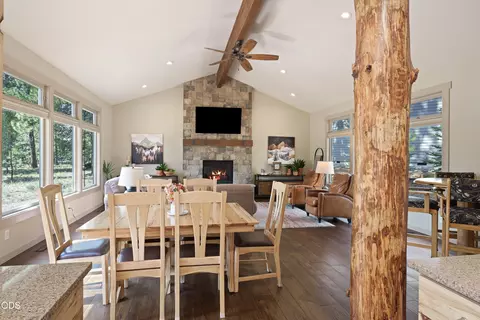 Dining - 17842 Mt Hood Ln, Sunriver, OR 97707 photo 2 of 2
