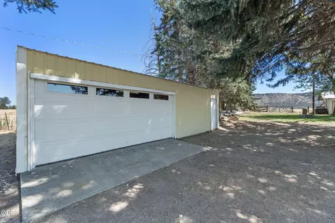 28089 Modoc Point Rd, Chiloquin, OR 97624 photo 41