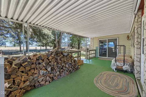 28089 Modoc Point Rd, Chiloquin, OR 97624 photo 6