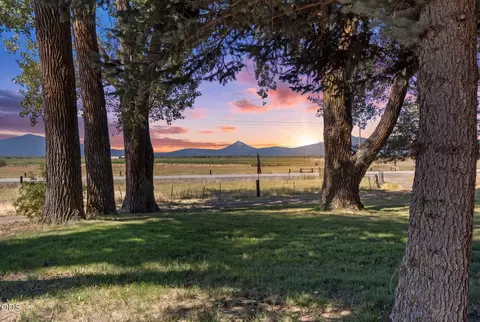 28089 Modoc Point Rd, Chiloquin, OR 97624 photo 2