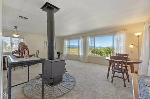 28089 Modoc Point Rd, Chiloquin, OR 97624 photo 8