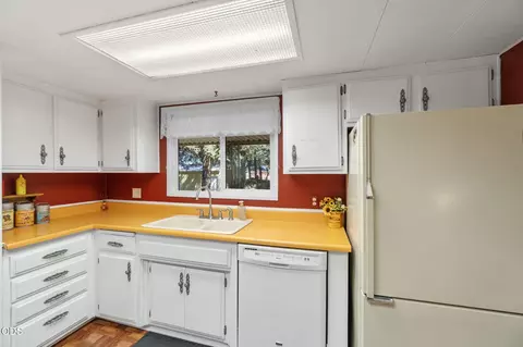 28089 Modoc Point Rd, Chiloquin, OR 97624 photo 19