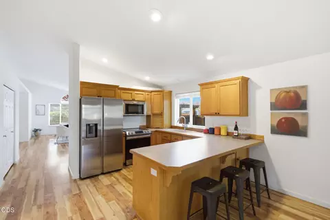 Kitchen - 62815 Snowcap Ct, Bend, OR 97701 photo 2 of 3