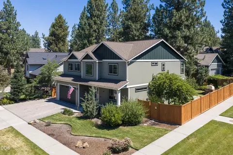 Exterior - 61316 Brianne Pl, Bend, OR 97702 photo 3 of 11