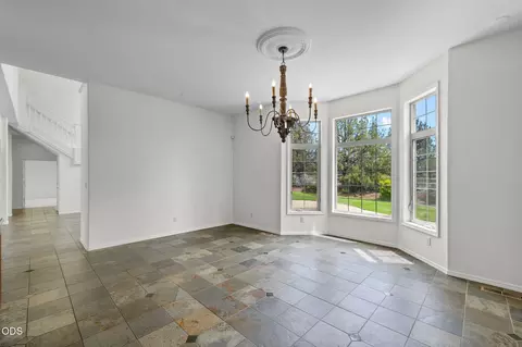 Living - 62354 Erickson Rd, Bend, OR 97701 photo 2 of 3