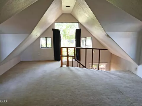 Other - 1340 Dowell Rd, Grants Pass, OR 97527 photo 4 of 4