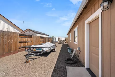Exterior - 128 Cedric Ct, Eagle Point, OR 97524 photo 3 of 3