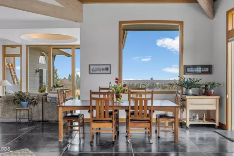 Dining - 59641 Calgary Loop, Bend, OR 97702 photo 3 of 3