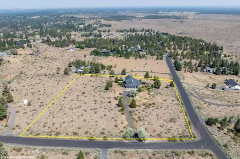 View/Area - 59641 Calgary Loop, Bend, OR 97702 photo 6 of 6