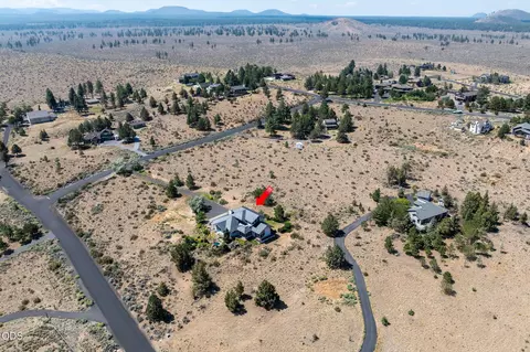 View/Area - 59641 Calgary Loop, Bend, OR 97702 photo 4 of 6