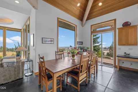 Dining - 59641 Calgary Loop, Bend, OR 97702 photo 1 of 3