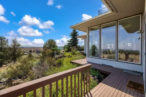 Exterior - 59641 Calgary Loop, Bend, OR 97702 photo 14 of 21
