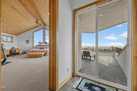 Entry Way - 59641 Calgary Loop, Bend, OR 97702 photo 3 of 5