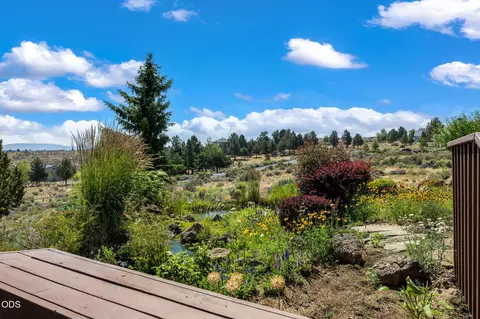 Exterior - 59641 Calgary Loop, Bend, OR 97702 photo 16 of 21
