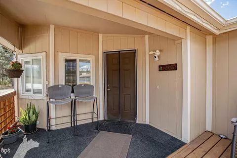 Exterior - 5592 Foley Ln, Central Point, OR 97502 photo 1 of 4