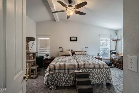 Bedroom - 5592 Foley Ln, Central Point, OR 97502 photo 2 of 3