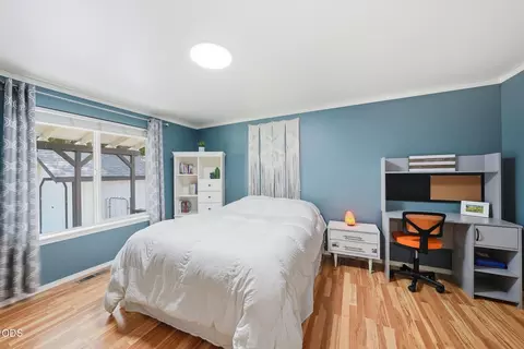 Bedroom - 3353 NE Collier Ct, Bend, OR 97701 photo 1 of 6