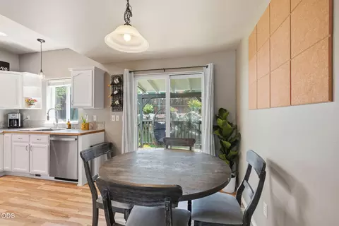 Dining - 3353 NE Collier Ct, Bend, OR 97701 photo 1 of 2