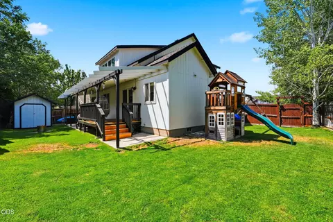 Exterior - 3353 NE Collier Ct, Bend, OR 97701 photo 7 of 8