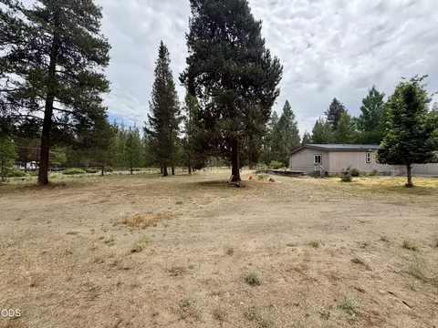 Exterior - 16364 Twin Dr, La Pine, OR 97739 photo 6 of 14