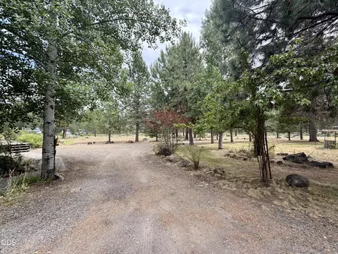 Exterior - 16364 Twin Dr, La Pine, OR 97739 photo 5 of 14