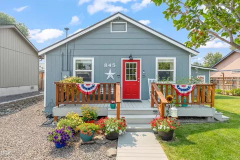 845 NW Claypool St, Prineville, OR 97754