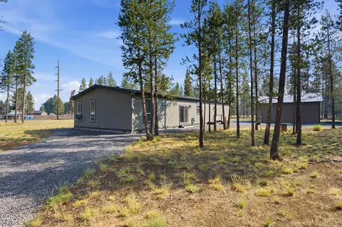 Exterior - 16760 Pine Pl, La Pine, OR 97739 photo 1 of 9