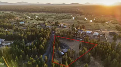 View/Area - 16760 Pine Pl, La Pine, OR 97739 photo 2 of 3