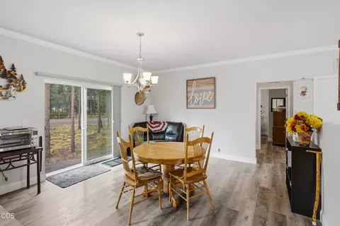 Dining - 16760 Pine Pl, La Pine, OR 97739 photo 1 of 1