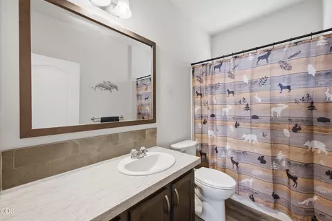 Bath - 16760 Pine Pl, La Pine, OR 97739 photo 2 of 2