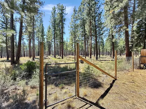 16945 Jacinto Rd, Bend, OR 97707 photo 9