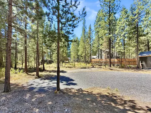 16945 Jacinto Rd, Bend, OR 97707 photo 6