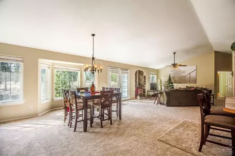 Dining - 144927 Ringo Ct, La Pine, OR 97739 photo 1 of 2