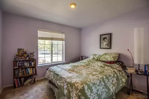 Bedroom - 144927 Ringo Ct, La Pine, OR 97739 photo 3 of 3