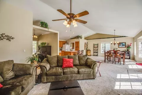 Living - 144927 Ringo Ct, La Pine, OR 97739 photo 2 of 2