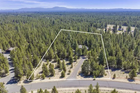 View/Area - 147853 Mabel Dr, La Pine, OR 97739 photo 4 of 5