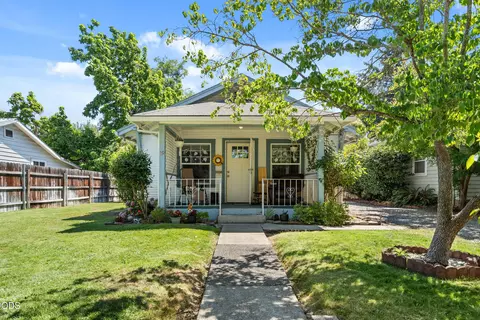 19 Vancouver Ave, Medford, OR 97504